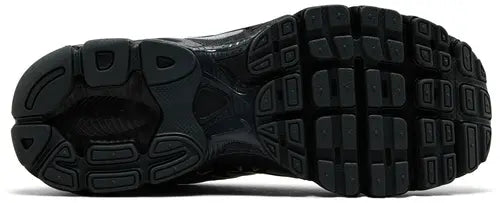 Tech Runner M 2K - Black Metallic Silver'
