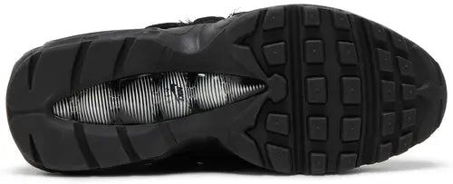 Tech Runner 95 – Shadow Core Edition