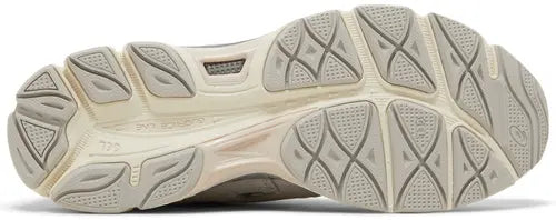 Gel-NYC ‘Cream Oyster Grey’