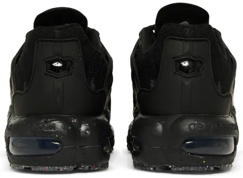Tech Runner Plus TS – Triple Black Edition